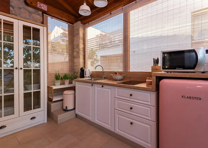 Family Friendly House With A Swimming Pool Solaris, - 24400 Сasa de vacaciones