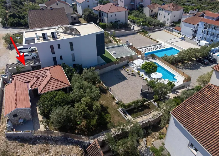 Family Friendly House With A Swimming Pool Solaris, - 24400 Vakantiehuis Šibenik